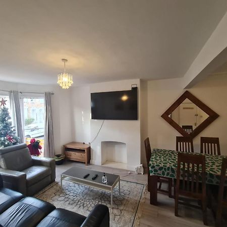3-Bed House In London Self-Contained In Ladywell Londres Exterior foto